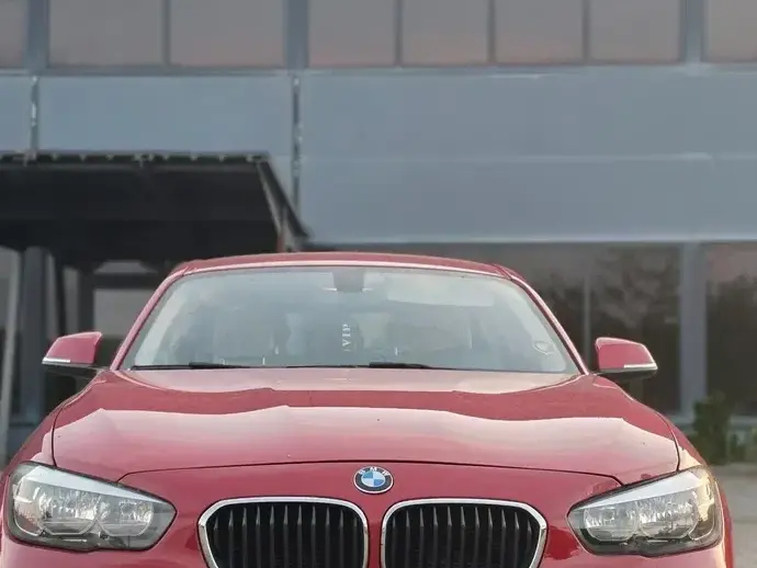 BMW Seria 1 118d xDrive Standard