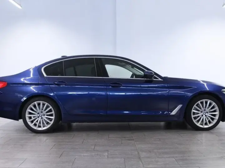 BMW Seria 5 G30/G31 530d xDrive Aut.