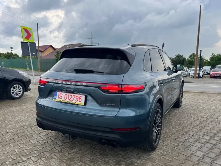Porsche Cayenne S E-Hybrid Platinum Edition