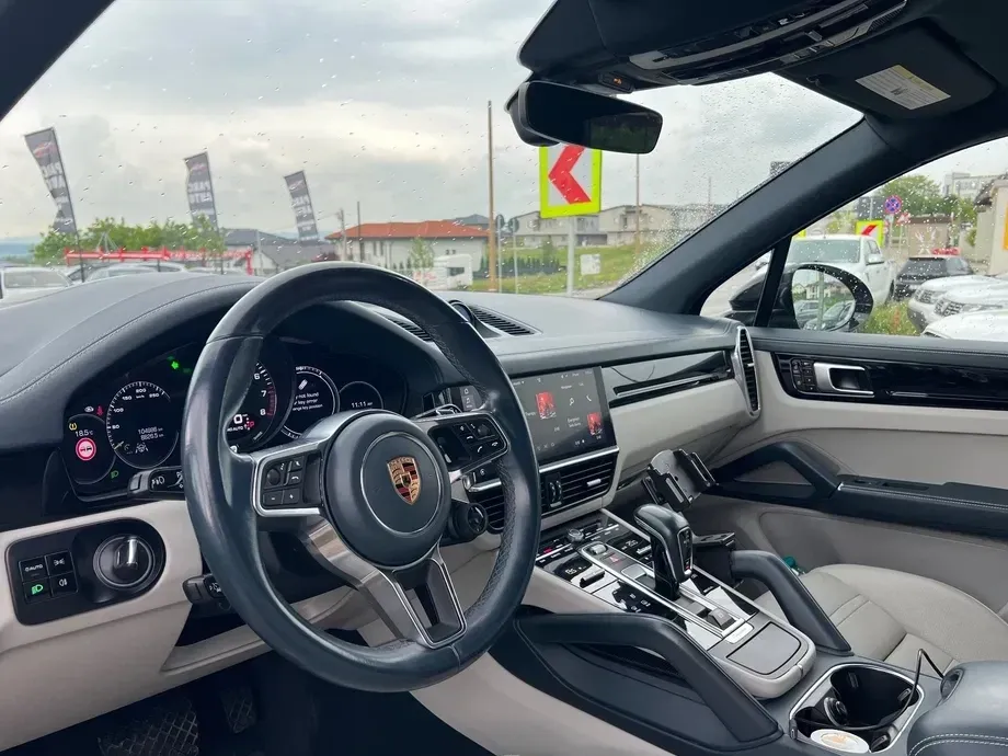 Porsche Cayenne S E-Hybrid Platinum Edition — imagine 5