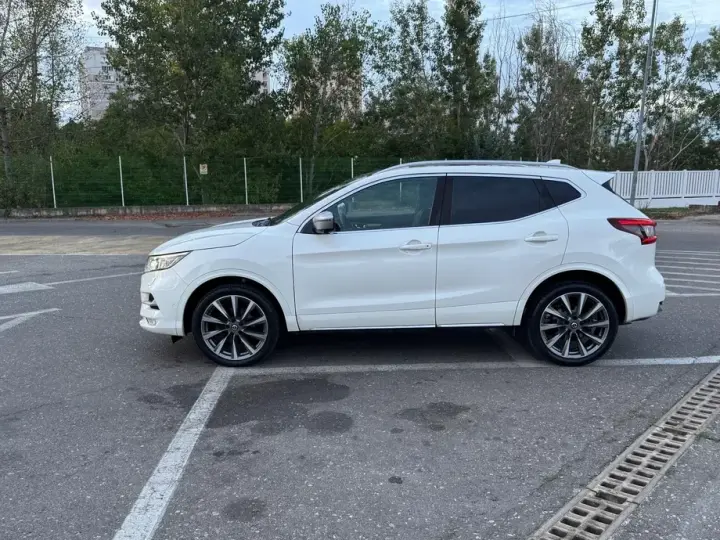 Nissan Qashqai II 1.5 DCI DCT TEKNA+