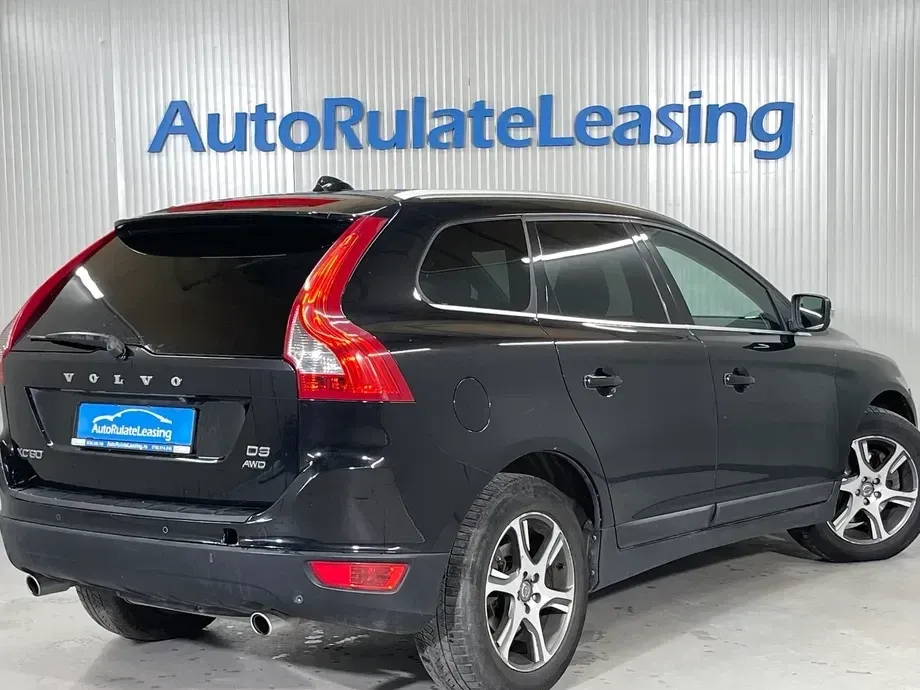 Volvo XC 60 I 2.4D AWD Momentum — imagine 3