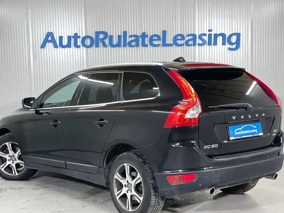 Volvo XC 60 I 2.4D AWD Momentum — imagine 4