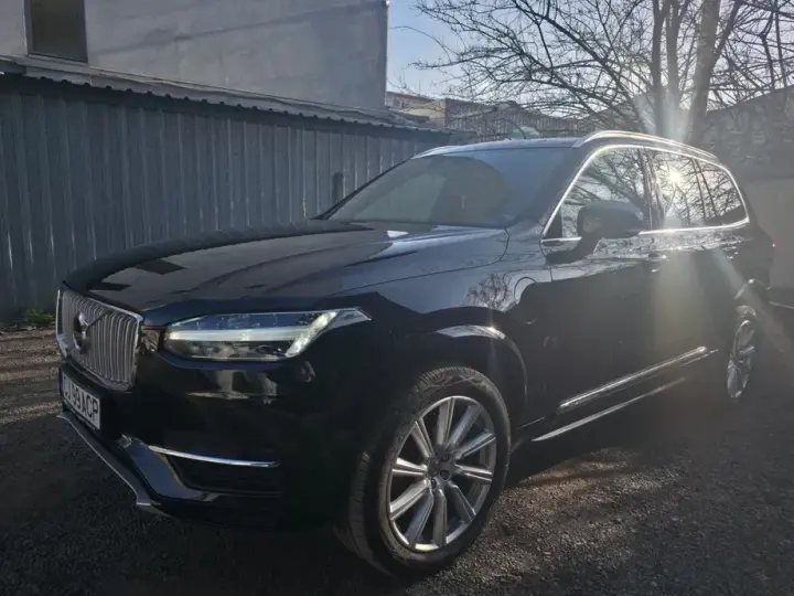 Volvo XC 90 II T8 AWD Twin Engine Geartronic Inscription