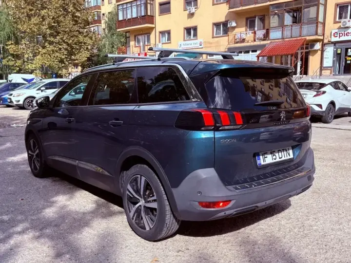 Peugeot 5008 II