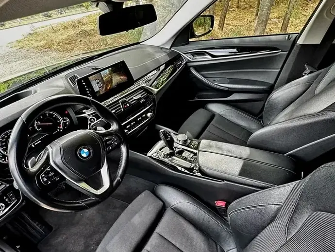BMW Seria 5 G30/G31 520d xDrive Aut. Sport Line