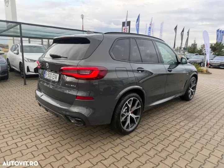 BMW X5 xDrive30d AT MHEV