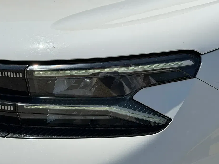 Citroën C5 Aircross 130 1.5 BlueHDi 130 S&S EAT8 PLUS — imagine 3