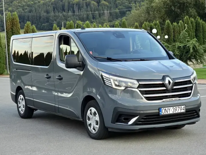 Renault Trafic 2.0 Blue dCi 145 Combi L2H1 7+1 locuri Expression Plus