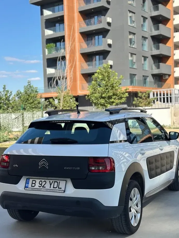 Citroën C4 Cactus PureTech 82 Selection — imagine 4