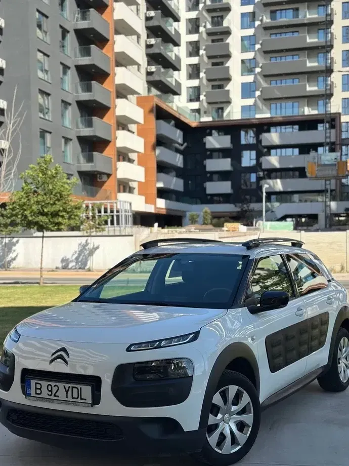 Citroën C4 Cactus PureTech 82 Selection — imagine 2