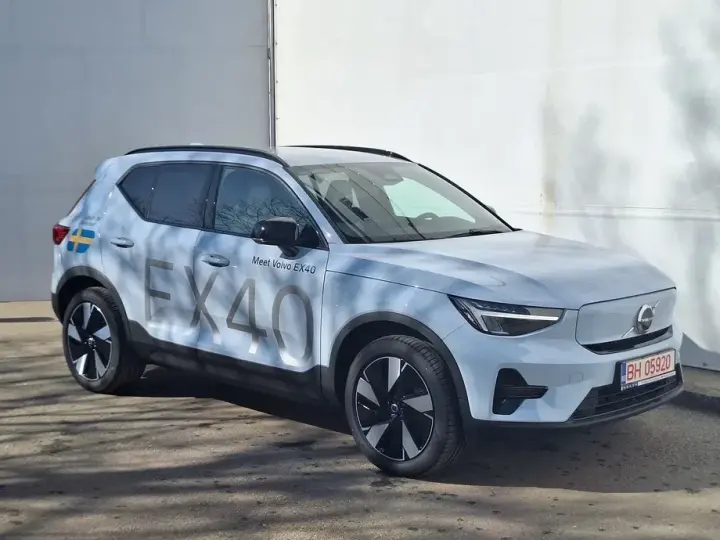 Volvo XC 40 Recharge Single Motor Extended Range RWD Plus