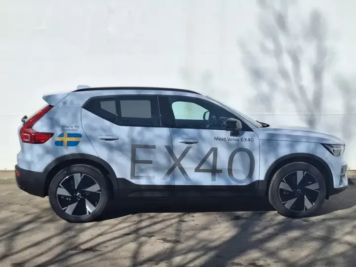 Volvo XC 40 Recharge Single Motor Extended Range RWD Plus