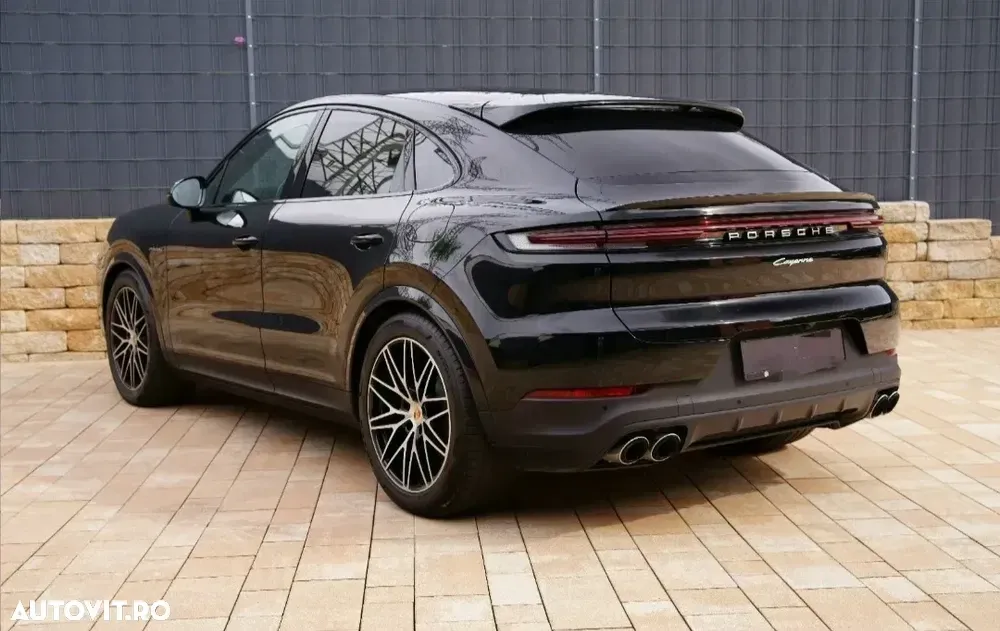 Porsche Cayenne Coupe E-Hybrid — imagine 5