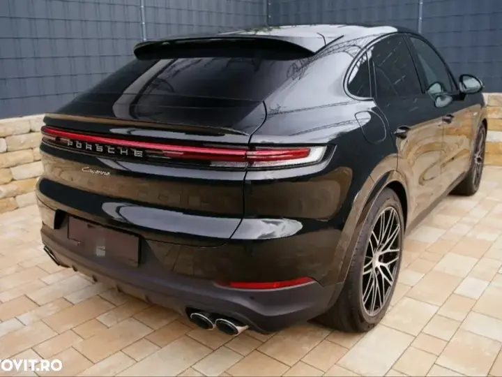 Porsche Cayenne Coupe E-Hybrid
