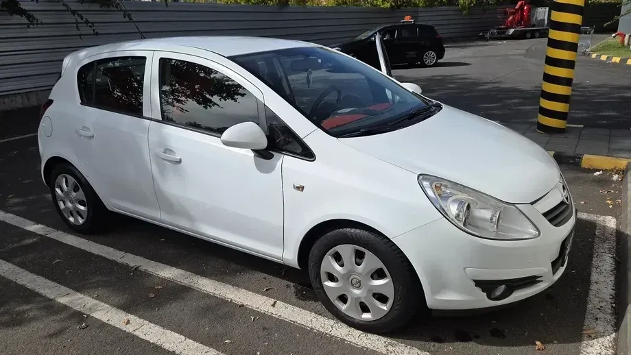 Opel Corsa D — imagine 2