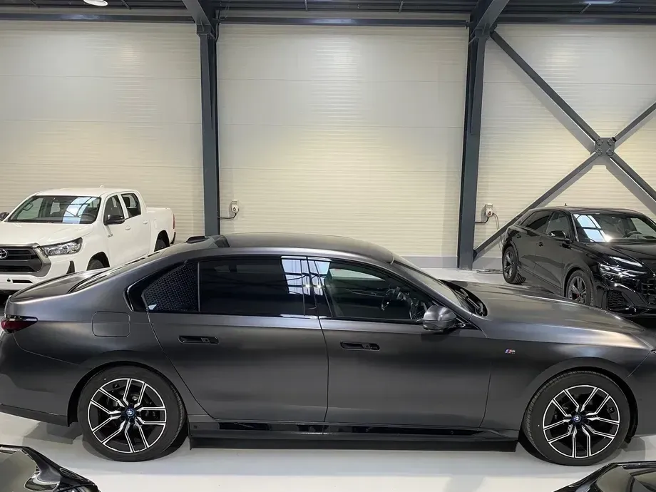 BMW i7 — imagine 2