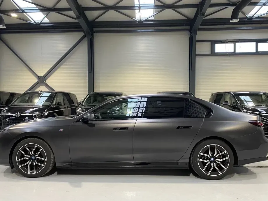 BMW i7 — imagine 6