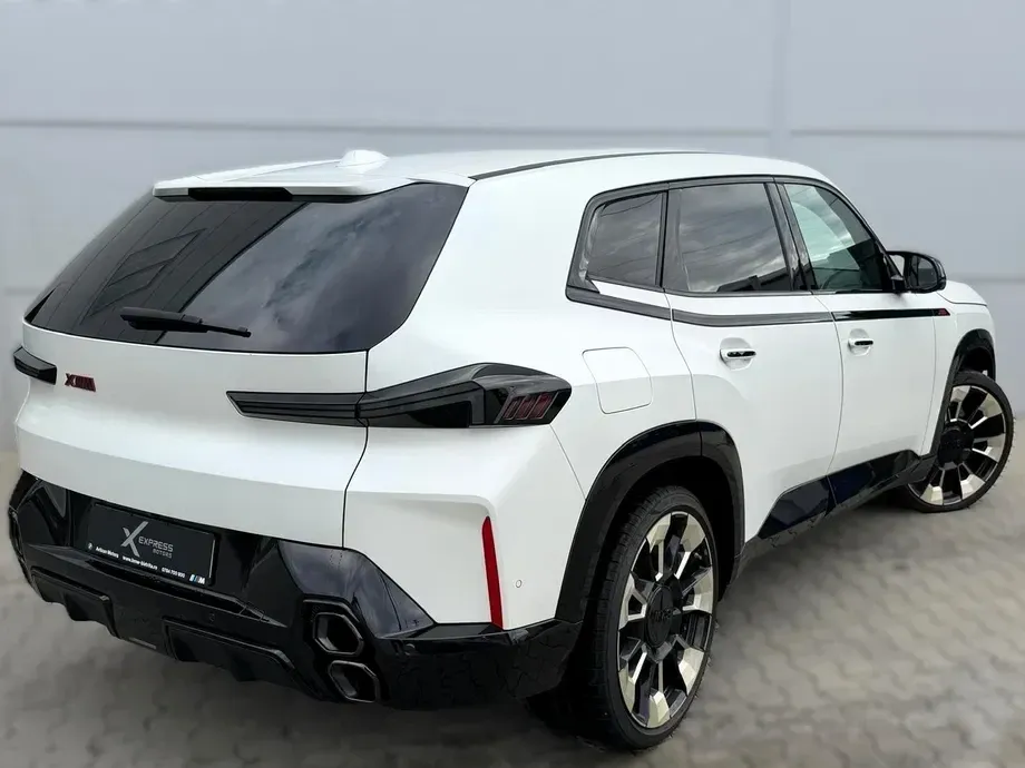 BMW XM Label — imagine 3