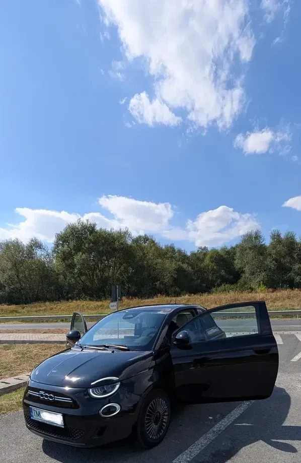 FIAT 500E 42 kW 118 CP Icon — imagine 3