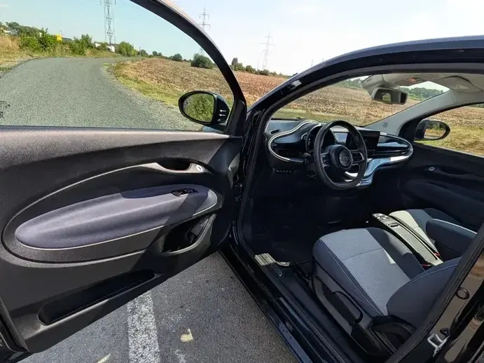 FIAT 500E 42 kW 118 CP Icon