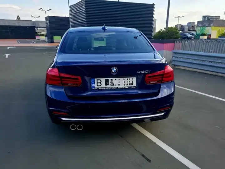 BMW Seria 3 F30/F31/F34 320i Aut. Luxury Line