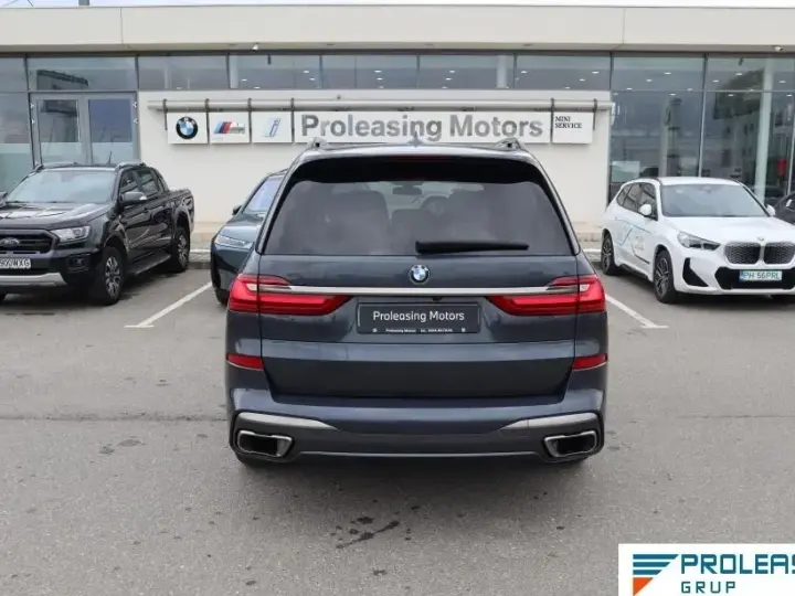 BMW X7 M50d