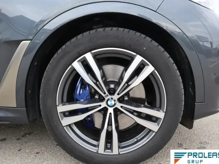 BMW X7 M50d