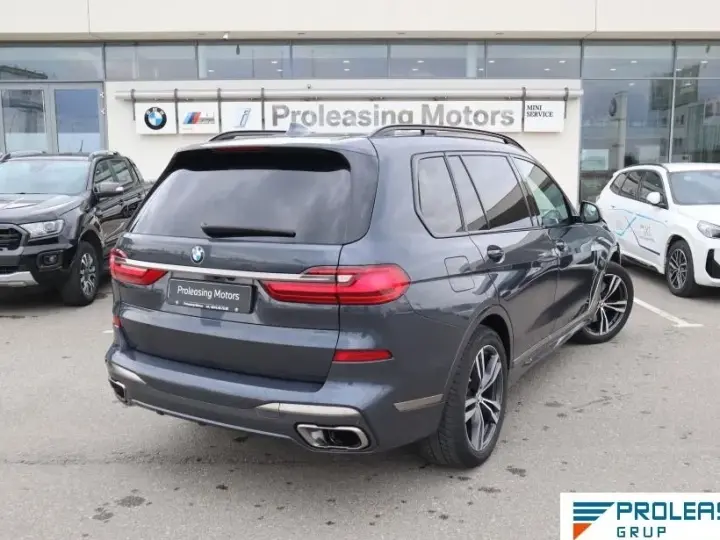BMW X7 M50d