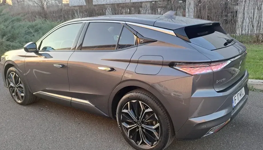DS Automobiles DS 4 II 1.6 PHeV FWD 225 EAT8 RIVOLI — imagine 2