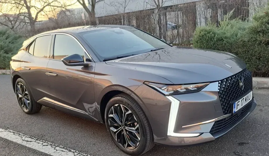 DS Automobiles DS 4 II 1.6 PHeV FWD 225 EAT8 RIVOLI — imagine 3