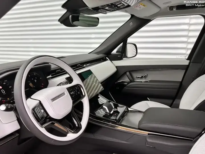 Land Rover Range Rover Sport III 3.0 I6 D300 MHEV Dynamic SE