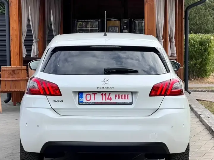 Peugeot 308 1.2 L PureTech Turbo S&S Allure