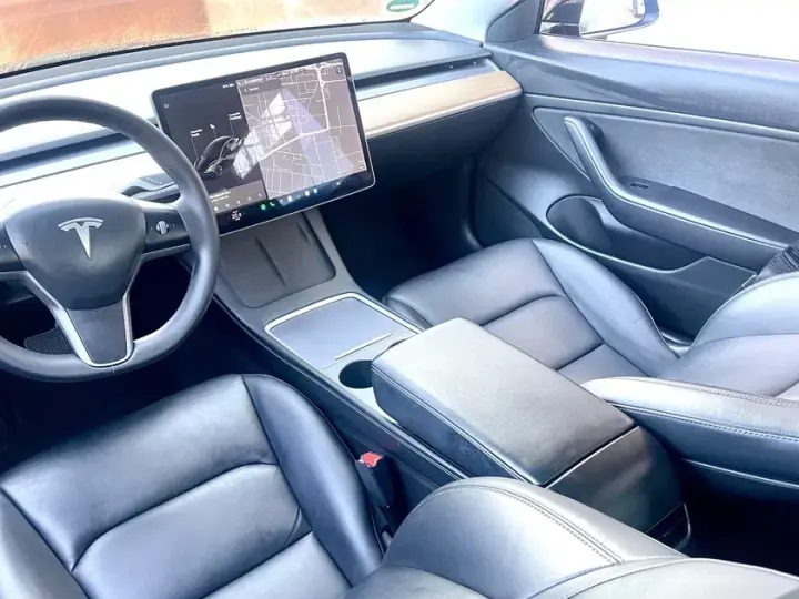 Tesla Model 3 Langstreckenbatterie Allradantrieb Dual Motor