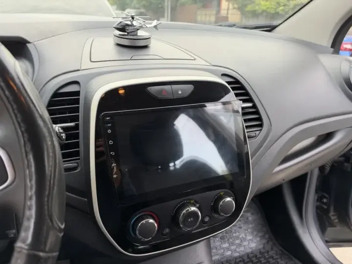 Renault Captur I TCe Life Evo