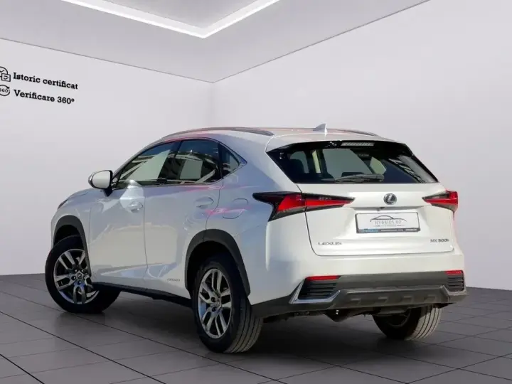 Lexus NX I 300h AWD Executive Plus