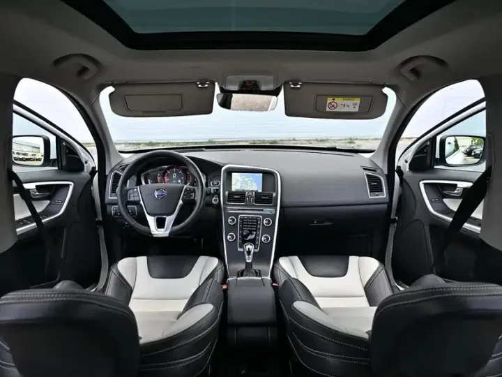 Volvo XC 60 D5 AWD Geartronic Summum