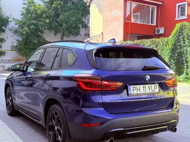 BMW X1 F48