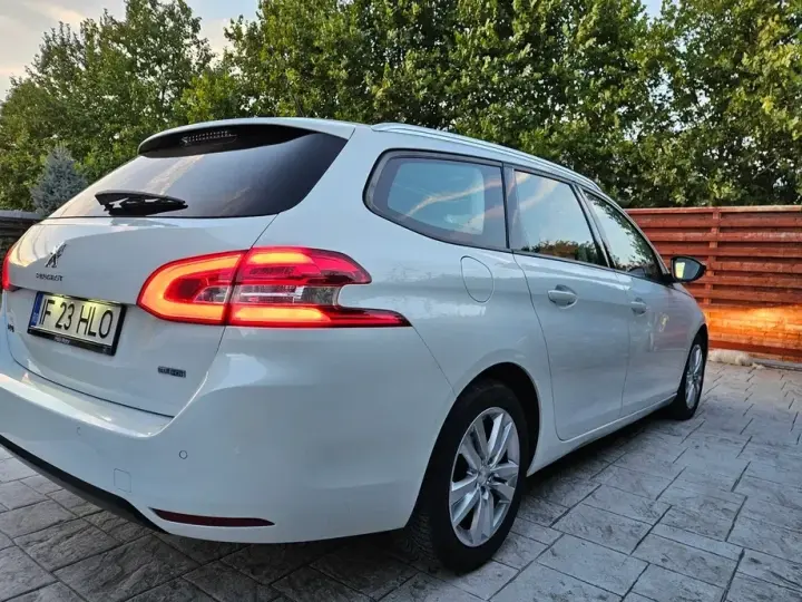 Peugeot 308 II 1.6 BlueHDi FAP STT Allure