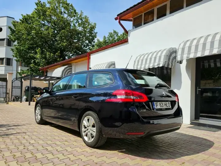 Peugeot 308 II BlueHDi 100 Stop & Start Business-Line