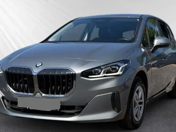 BMW Seria 2 218d AT