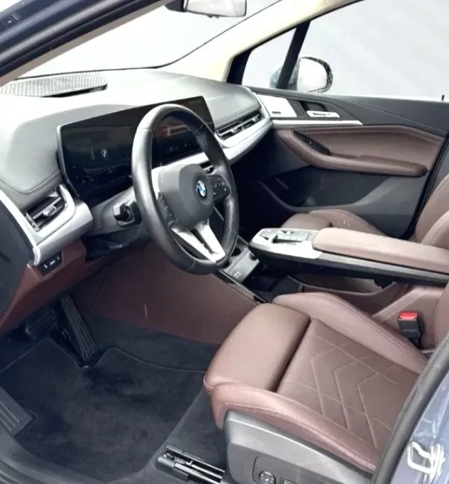 BMW Seria 2 218d AT — imagine 3