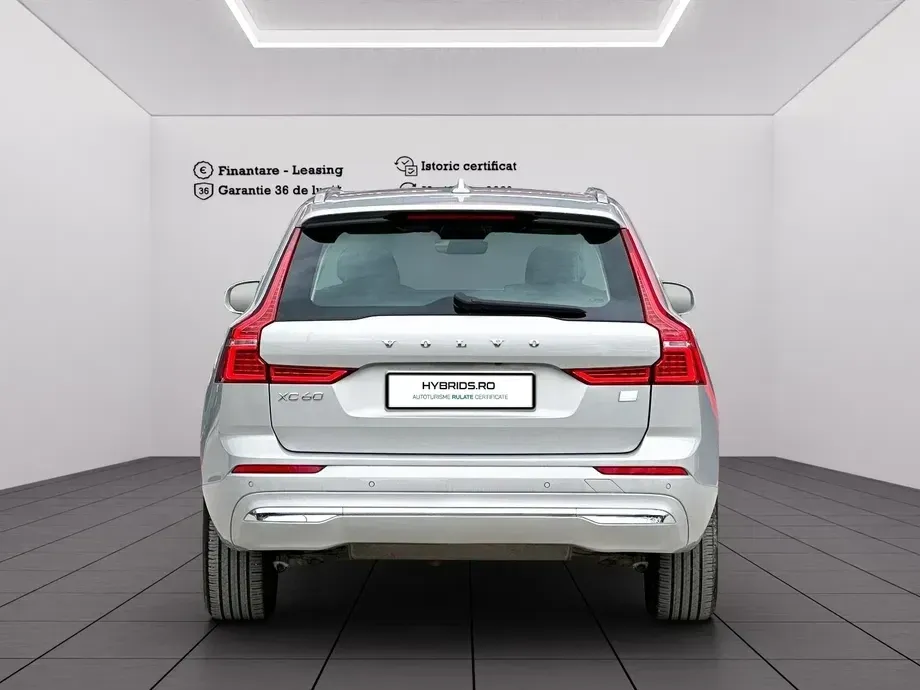Volvo XC 60 II Recharge T6 Twin Engine eAWD Inscription Expression — imagine 6
