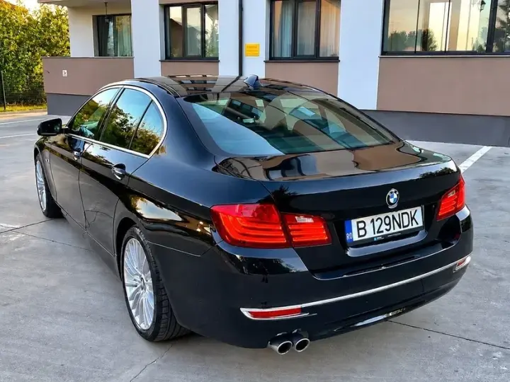 BMW Seria 5 F10/F11/F07 520d Aut. Luxury Line