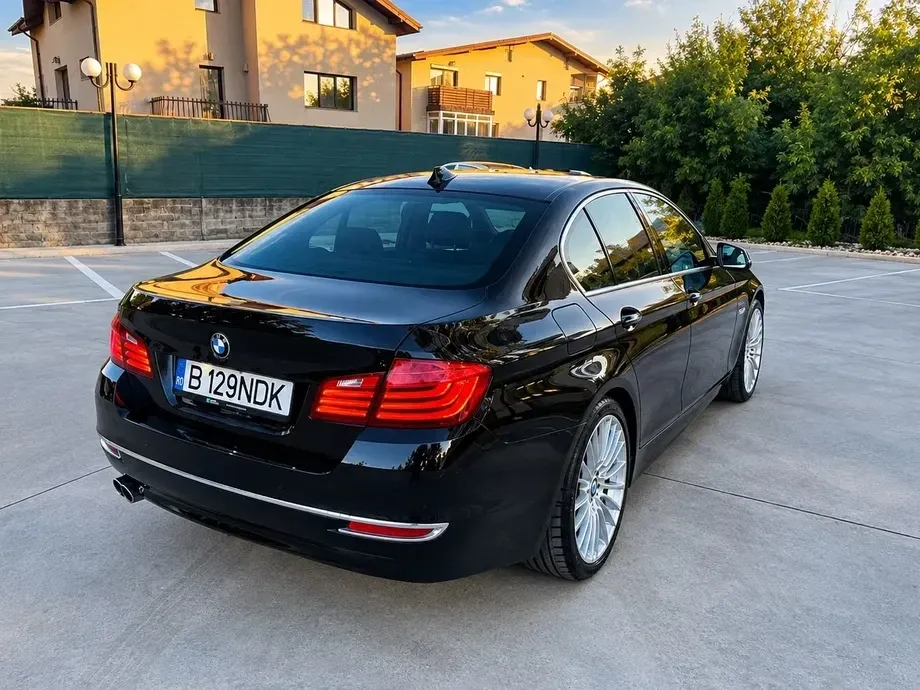 BMW Seria 5 F10/F11/F07 520d Aut. Luxury Line — imagine 3