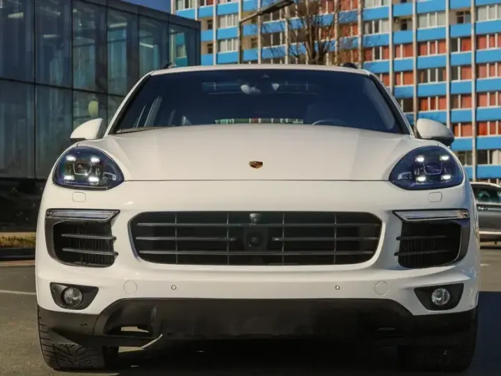 Porsche Cayenne 3.0 L