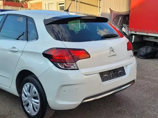 Citroën C4 II BlueHDi 100 Selection