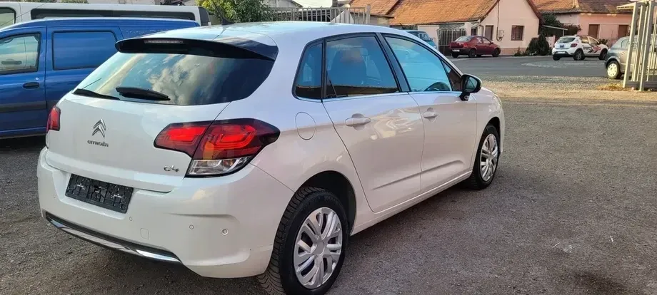 Citroën C4 II BlueHDi 100 Selection — imagine 6