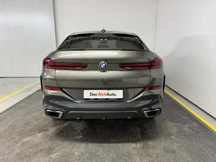 BMW X6 M G06