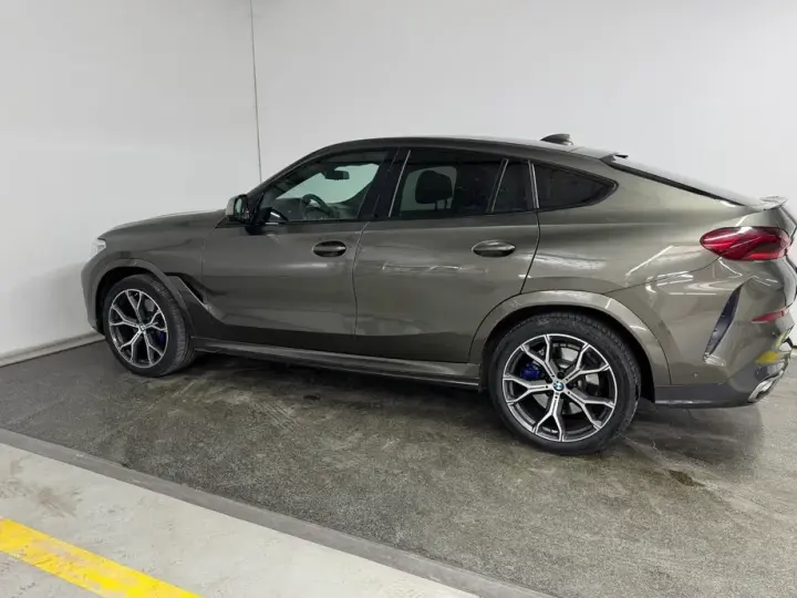BMW X6 M G06
